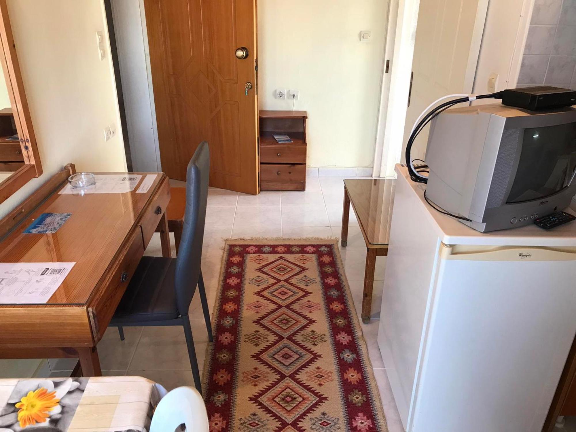 Ion Apartments Messolonghi Single Bed Room Mountain View Loft Missolonghi Exterior photo